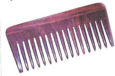 Produktbild von Afrokamm aus Rosenholz mit breiten Zinken für die Pflege von lockigem und krausem Haar