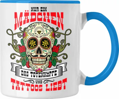 Produktbild von Trendation - Tattoo Frau Geschenk Nur Ein Mädchen Das Totenköpfe und Tattoos Liebt Tattoowierte Frau  (Blau)