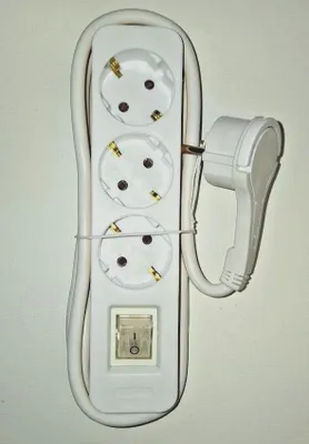 Produktbild von Steckdosenleiste 3-Fach Mehrfachsteckdose mit Schalter, 3500 W, 16 A, 1,5 m Kabe