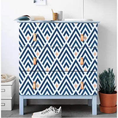 Productafbeelding van Zelfklevend behang, geometrische diamantstrepen, blauw, wit, oranje, 44,5 x 1000 cm, PVC, waterdicht