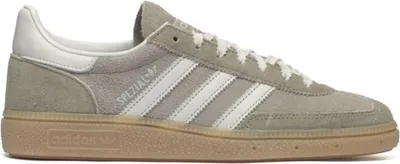 A studio shot of a single Adidas Handball Spezial sneaker.