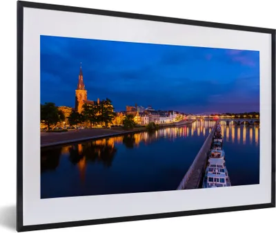 Produktbild von MuchoWow® MuchoWow® Gerahmtes Poster Licht - Nacht - Maastricht 60x40 cm - Poster mit zchwarzem Bilderrahmen - Schlafzimmer - Plakat in Rahmen - Drucken