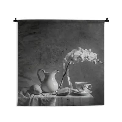 Produktbild von MuchoWow® Wandteppich Wandbehang Tisch - Stilleben - Schwarz - Weiß 60x60 cm Tapisserie Dekoration Wandtuch - Dekorationen - Wand Decke