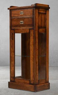 Image de Casa Padrino Luxe Style Vintage Vitrine Marron / Laiton 58,5 x 37 x H. 137 cm - Armoire vitrine en bois massif avec 2 tiroirs et porte - Meubles en bois massif - Meubles de style vintage - Meubles de luxe