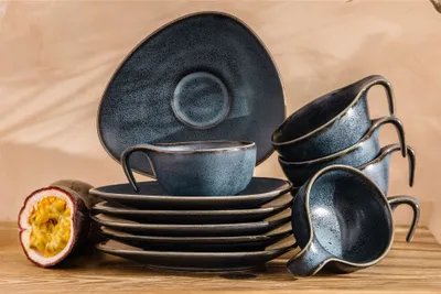 Obrázok produktu pre Šálky na espresso Konsimo s podstavcom 6p. Tvrdý porcelán s reaktívnou glazúrou "TIME BLACK", čierny, porcelán, dánsky štýl, 13,5x12x1,5 | 4x9x7 cm
