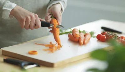Productafbeelding van Fiskars FF schiller met vast mes, modelnummer 1014418