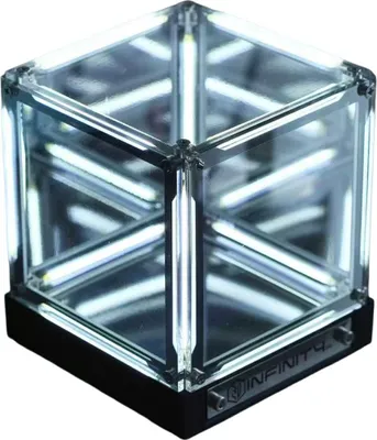 Produktbild von Infinity Spiegel Würfel Lampe 4D, LED Nachtlicht, dekorative Tischlampe, wiederaufladbar, für Schlafzimmer, Wohnzimmer, Party, Abendessen