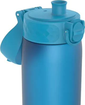 Produktbild von ion8 Trinkflasche, 500 ml, Auslaufsicher, Einhandffnung, Sichere Verriegelung, Splmaschinenfest, BPA-frei, Tragegriff, Klappdeckel, Leicht zu Reinigen, Klimaneutral, Blau
