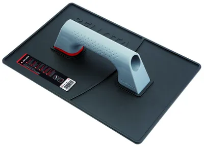 Zdjęcie produktu dla Szpachelka z polistyrenu firmy Bellota, o prostokątnym kształcie i ząbkowanej dolnej powierzchni, wymiary 330 x 220 mm