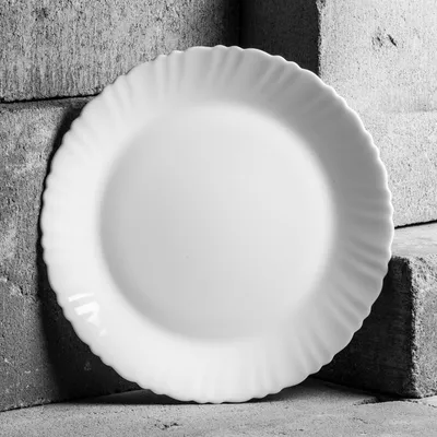 Zdjęcie produktu dla Talerz obiadowy Luminarc, biały, okrągły, 25 cm, płaski Feston