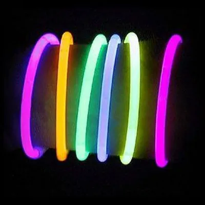Produktbild von 15er Pack Leuchtarmbänder 20 cm, 4-6 Stunden Leuchtdauer, Partyzubehör