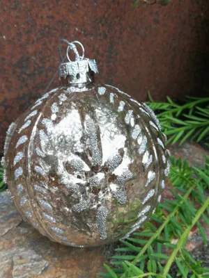 Produktbild von Christbaumkugel Cosmata Blumenornament, beige
