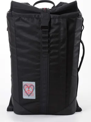 Produktbild von NITRO Freizeitrucksack Rucksack mit Laptopfach Urban Collection Scrambler Backpack 28L Peace Love Nitro schwarz