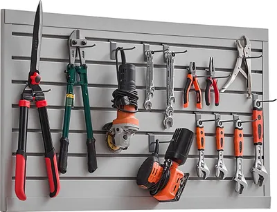 Immagine prodotto di Pannello porta attrezzi VEVOR 1225x645x20 mm, parete a doghe in PVC per garage, 136 kg per pannello, adatto per lo stoccaggio e la presentazione