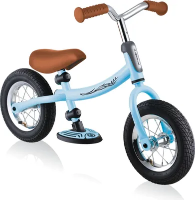 Produktbild von GLOBBER GO BIKE AIR – Laufrad für Kinder, 10,8 Zoll Luftbereifung, Lenker und Sattel höhenverstellbar, pastellblau