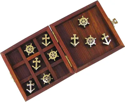 Produktbild von Anker- und Steuerrad-Spielset aus Holz und Messing, 10x10x3,5cm – Nautische Deko