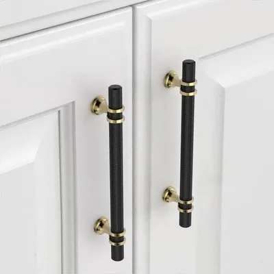 Immagine prodotto di Ibenzoa® Set di 10 maniglie per mobili – Maniglie nere per cucine, adatte a armadi, porte e cassetti, distanza tra i fori 128 mm, lunghezza totale 182 mm, larghezza 19 mm, sporgenza 34 mm, realizzata in lega di zinco