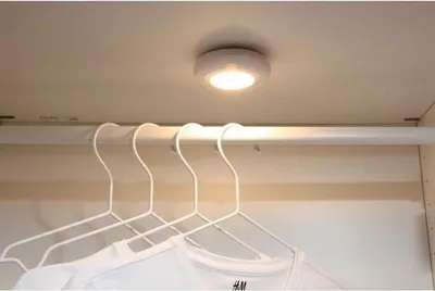 Image de Lampe LED Dressing, Lot de 2, 80 Lumens, Capteur PIR, 4000K, Adhésif 3M, Piles AAA