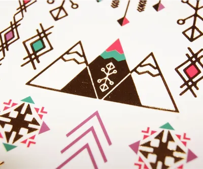 Produktbild von Temporäre Tattoos - Geometrische Symbole - Vergoldung