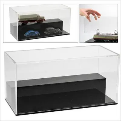 Produktbild von Vitrine aus Acryl mit schwarzer Stufe innen, Format ca. 300 x 150 x 150 mm