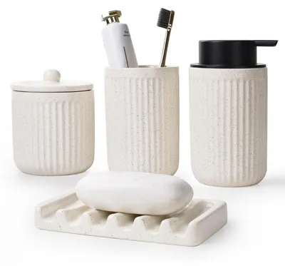 Immagine prodotto di Set da bagno in Vetroceramica beige, composto da 4 pezzi: dispenser per sapone, bicchiere per lo spazzolino, portasapone e contenitore per Cotone fioc