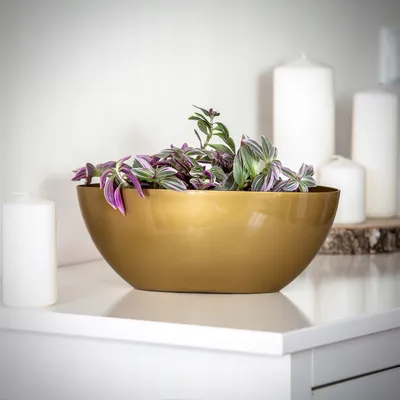 Produktbild von KADAX Blumentopf "Ptuj", ovaler Übertopf, Pflanztopf aus Kunststoff, Blumenübertopf, 38 cm, Gold