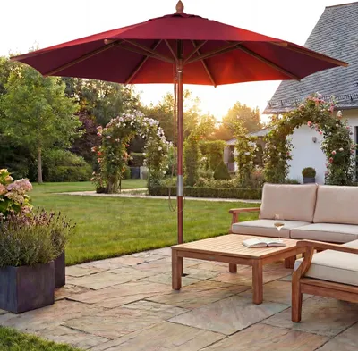 Produktbild von Gastronomie Holz-Sonnenschirm HWC-C57b, Gartenschirm, Polyester/Holz 14kg, rund Ø3m Seilzug stoßsicher bordeaux