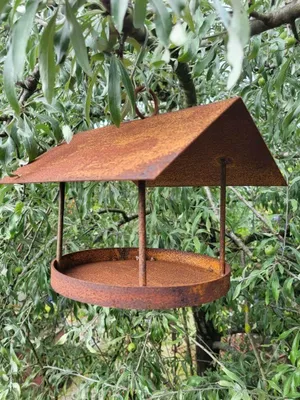 Produktbild von Edelrost Vogelhaus schlicht, zum Hängen