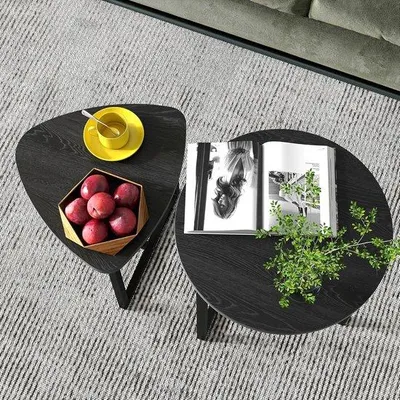 Produktbild von Runde Salontische schwarzes Industriedesign
