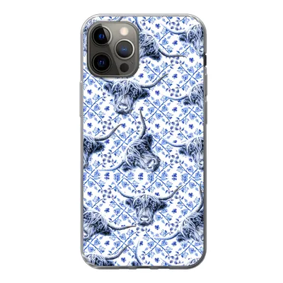 Produktbild von MuchoWow® Handyhülle Schutzhülle Hülle für iPhone 12 Pro Delfter Blau - Tiere - Schottischer Highlander Silikon Softcase Handy Hülle - Abdeckung