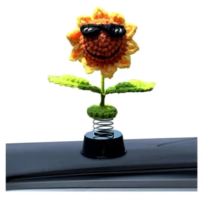Produktbild von Häkelnde Wackeltänzerin mit Sonnenblume, Frosch und Ente als Autozubehör
