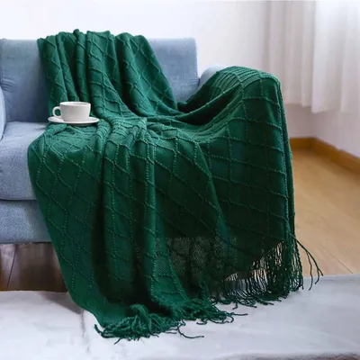 Obrázek produktu pro Tkaná deka s frędzlemi, rozměry 230 x 130 cm, vhodná na pohovku nebo postel