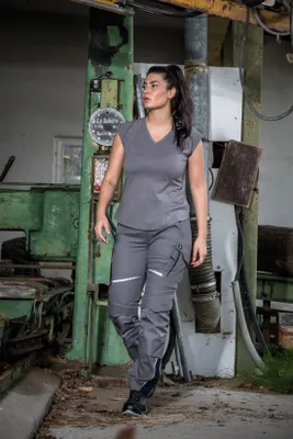 Produktbild von Arbeitshose Damen Bundhose grau/schwarz Größe 34