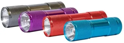 Zdjęcie produktu dla Metalne kolorowe latarki + 3 baterie AAA COLOR METAL LIGHT EVEREADY ENERGIZER