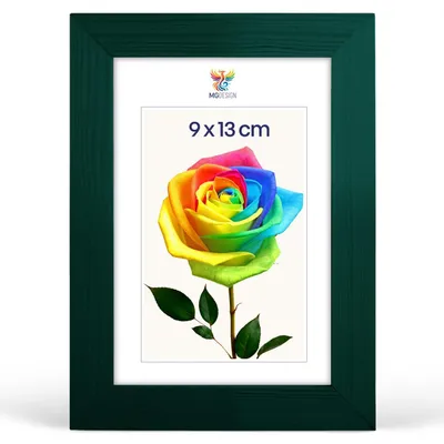 Produktbild von MG Design Bilderrahmen 9 x 13 cm - Fotorahmen mit Grün Holzrahmen (Echtholz) und bruchsicherem Acrylglas, Hoch & Quer zum Aufhängen, zum Aufstellen