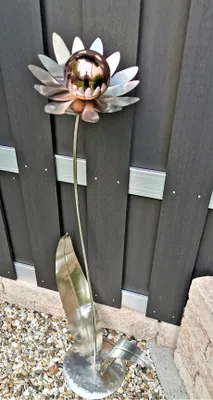 Produktbild von Skulptur Blume Palermo Edelstahl Kugel golden rose poliert 120 cm Dekoration Garten