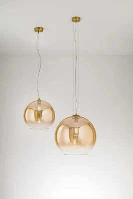 Immagine prodotto di Sospensione in vetro soffiato serie 10S48526, colore ambra trasparente sfumato e ottone brunito, attacco E27, diametro 45 cm, altezza 191 cm - Perenz