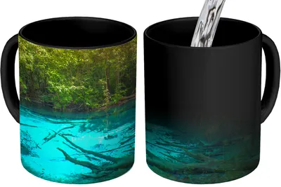 Produktbild von MuchoWow® Zauber Tasse Zaubertasse Magic Leuchtend blauer See im Dschungel 350 ml Farbwechsel Becher Geschenk Geschenkidee - Magic-Tasse - Fototasse - Keramiktassen - Bilder - Tasse Kaffee - Getränkbe