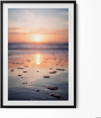 Produktbild von Sonnenaufgang über dem Wasser– Wandbild mit Rahmen – Gerahmtes Bild  – Wanddekoration – 70x100 cm –  Schwarz Rahmen