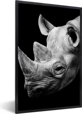 Produktbild von MuchoWow® Gerahmtes Poster Tiere - Nashorn - Schwarz - Weiß - Porträt 60x90 cm - Poster mit Schwarzem Bilderrahmen Wandposter Rahmen Foto Bilder - Kunst