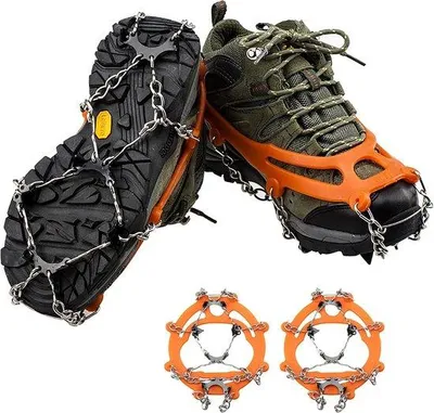 Produktbild von Winterstiefel mit rohrlosen, rutschsicheren Sohlen aus Edelstahl und Silikon