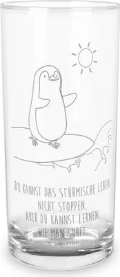 Produktbild von Mr. & Mrs. Panda Wasserglas Pinguin Surfer 400 ml - Transparent - Geschenk, Cocktailglas, Optimistisch, Urlaub, Pinguine, Hawaii, Portugal, Glas, Tumbler, Motiviert