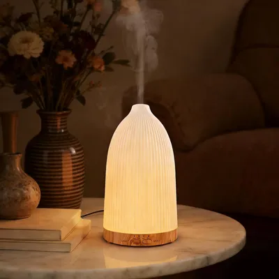Image de Diffuseur d'huiles essentielles - Diffuseur à ultrasons - 100 ml - 7 couleurs LED - 4 modes de temps