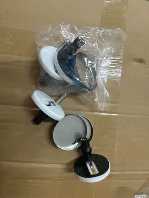 Produktbild von OKWISH WC-Sitze Befestigungsset – Universelle Schrauben, Dübel, Abdeckkappen & Klapphalter für Toilettendeckel