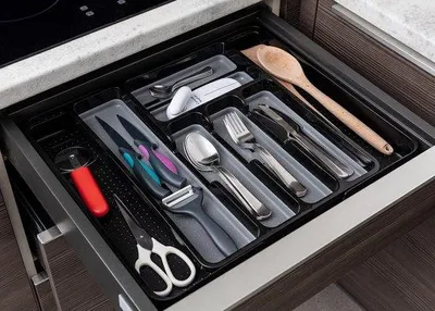 Obrázek produktu pro Organizér do zásuvky, 6–8 přihrádek, černá a šedá, povrch Soft-Touch