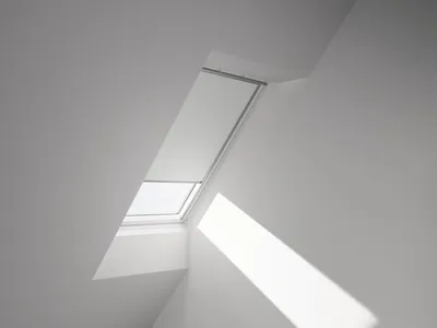 Obrázek produktu pro Zatemňovací roleta na střešní okno VELUX DKL CK04 1025S