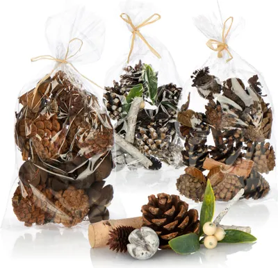 Produktbild von COM-FOUR® 3x Weihnachtsdekoration im Beutel mit Zapfen, Rinde und Beeren - Streudeko weihnachtlich - Bastel Set - Tischdeko - Adventskranz - Weihnachtsschmuck