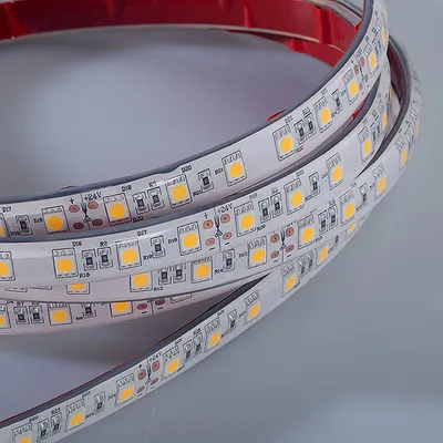 Produktbild von LED Strip 5050 Warmweiß (2700K) 72W 500CM 24V IP67