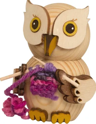 Produktbild von Drechslerei Kuhnert - Mini-Eulen aus Holz - mit Strickzeug - ca. 7 cm groß - als Dekoration oder Geschenk geeignet