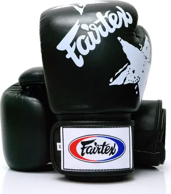 Zdjęcie produktu dla Rękawice bokserskie Fairtex Muay Thai, BGV1 Nation Print, czarne, 10 uncji